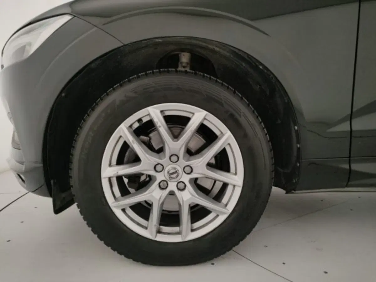 Volvo XC60 usata a Modena (8)