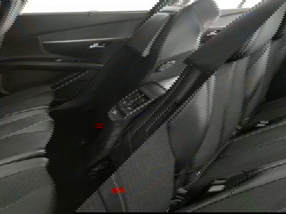 Peugeot 5008 usata a Modena (11)