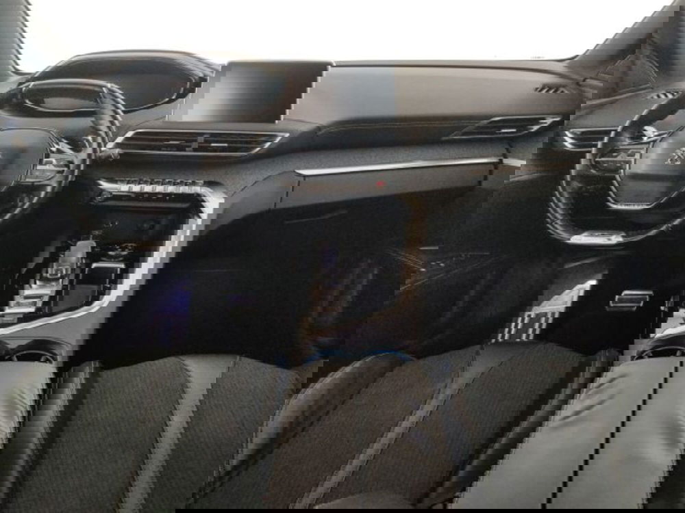 Peugeot 5008 usata a Modena (13)