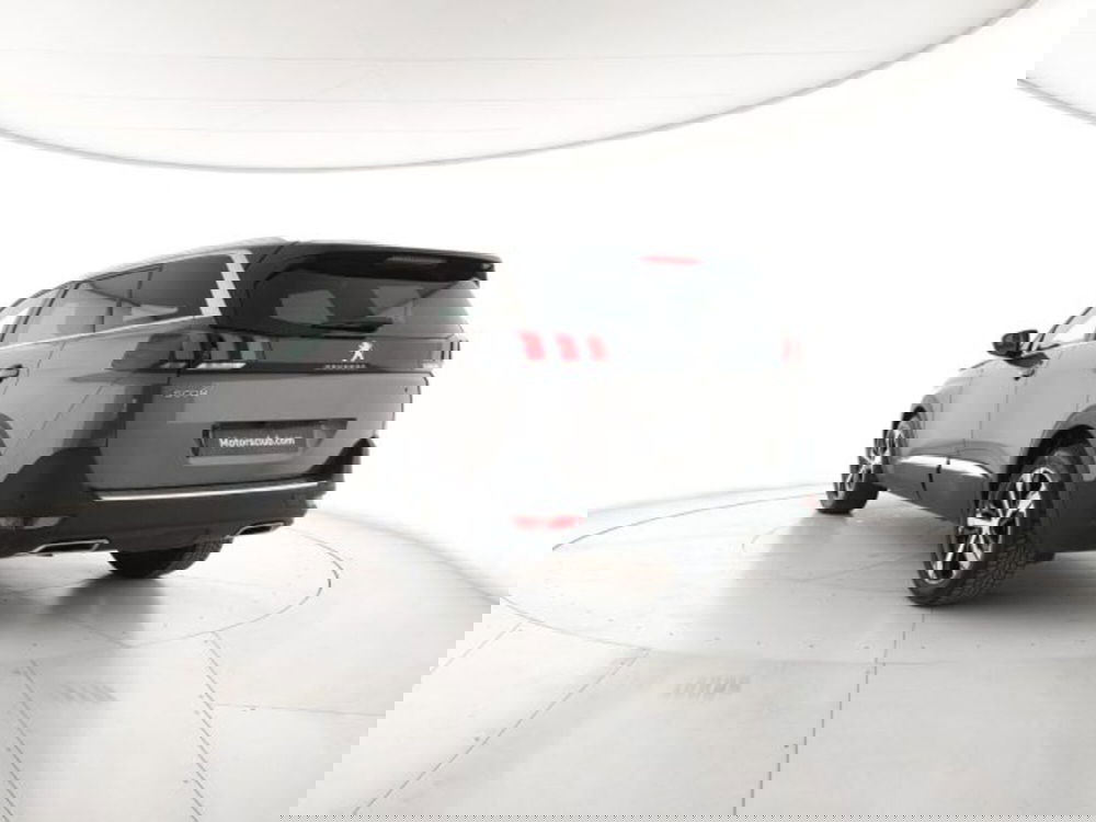 Peugeot 5008 usata a Modena (3)