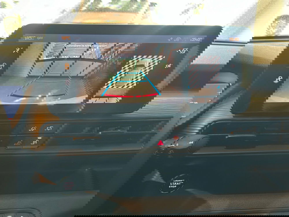 Jeep Avenger nuova a Bergamo (10)