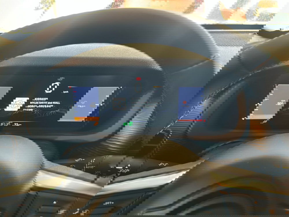 Jeep Avenger nuova a Bergamo (11)