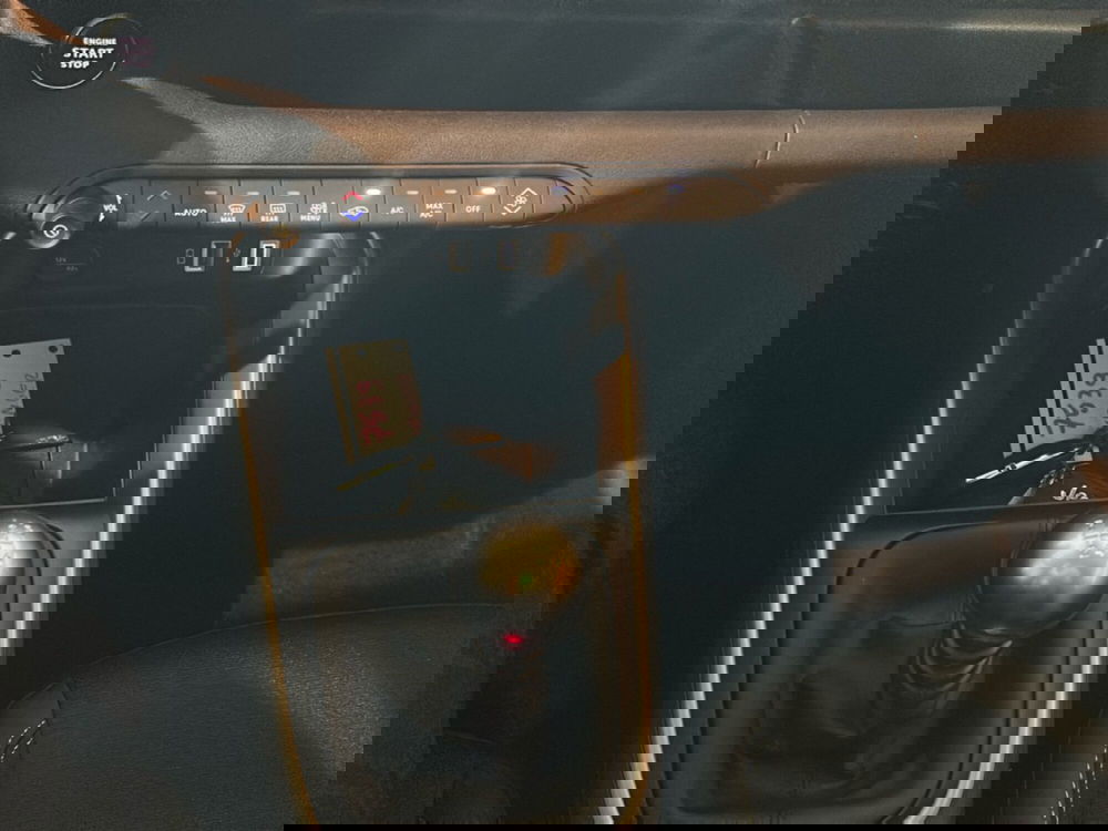 Jeep Avenger nuova a Bergamo (12)