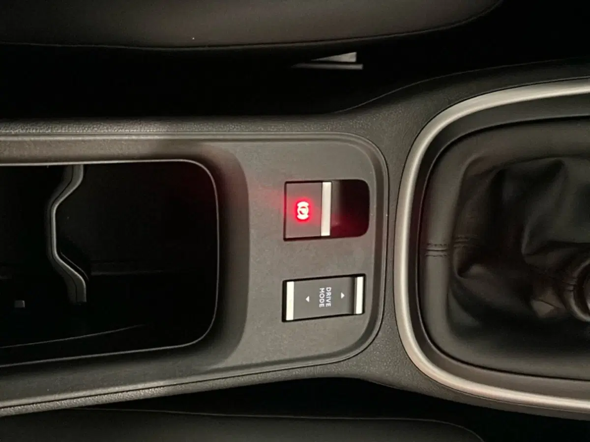 Jeep Avenger nuova a Bergamo (13)
