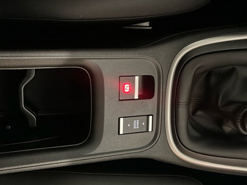 Jeep Avenger nuova a Bergamo (13)