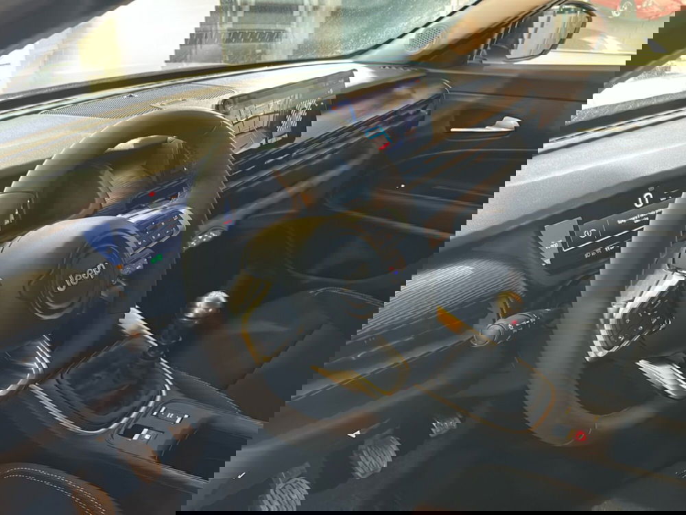 Jeep Avenger nuova a Bergamo (14)