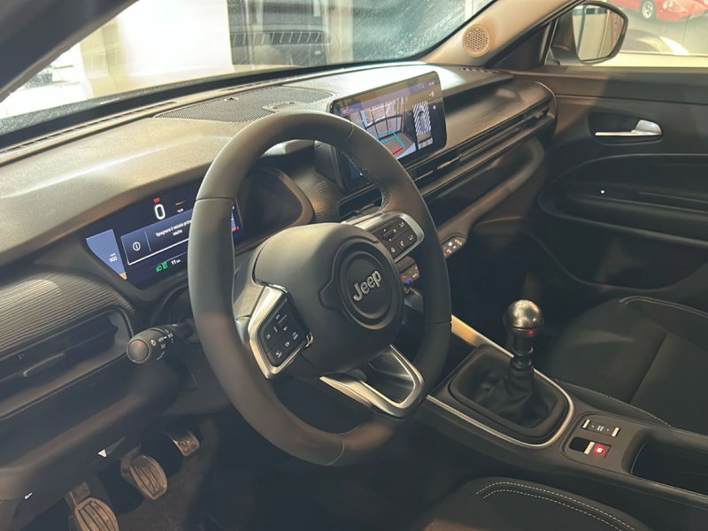 Jeep Avenger nuova a Bergamo (14)