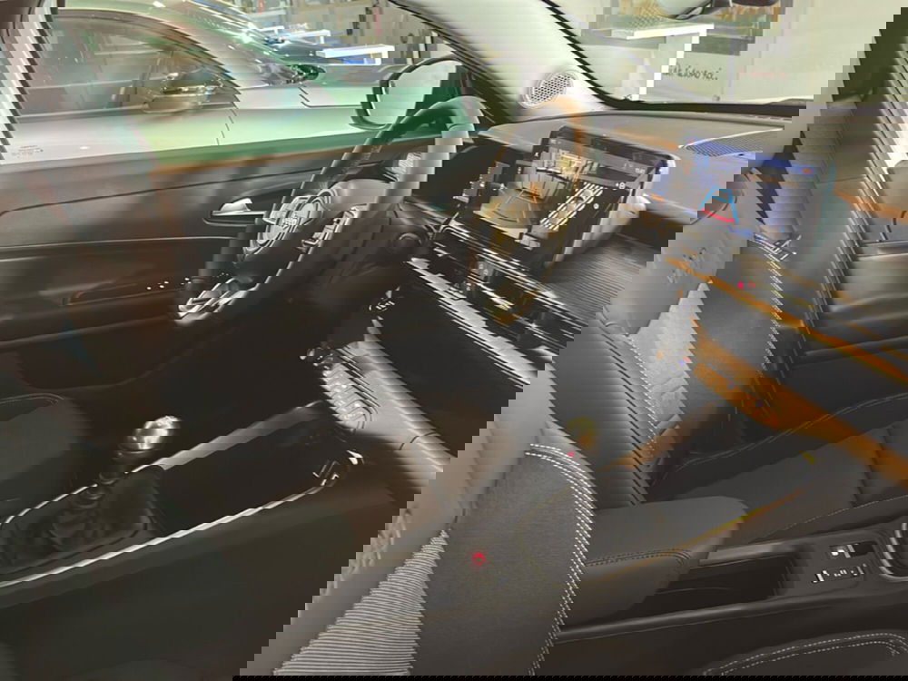 Jeep Avenger nuova a Bergamo (16)