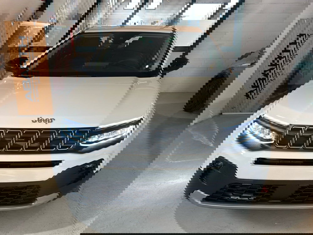 Jeep Avenger nuova a Bergamo (18)