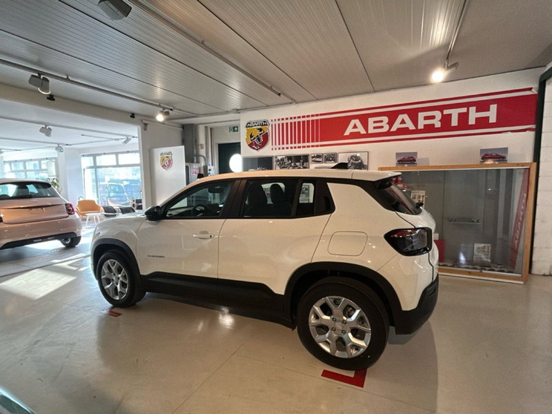 Jeep Avenger nuova a Bergamo (6)