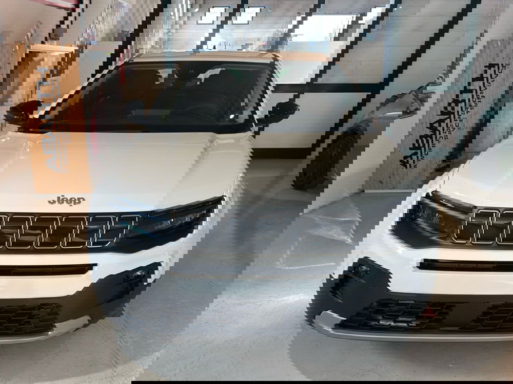 Jeep Avenger nuova a Bergamo (8)