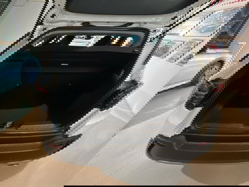 Jeep Avenger nuova a Bergamo (9)