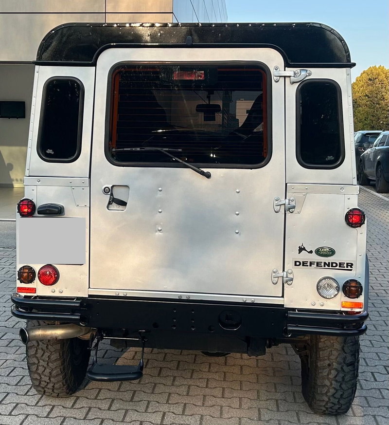 Land Rover Defender usata a Ferrara (8)