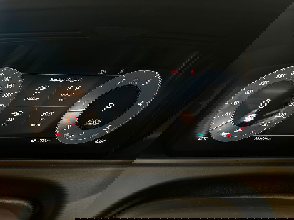 Land Rover Range Rover Velar usata a Forlì-Cesena (10)