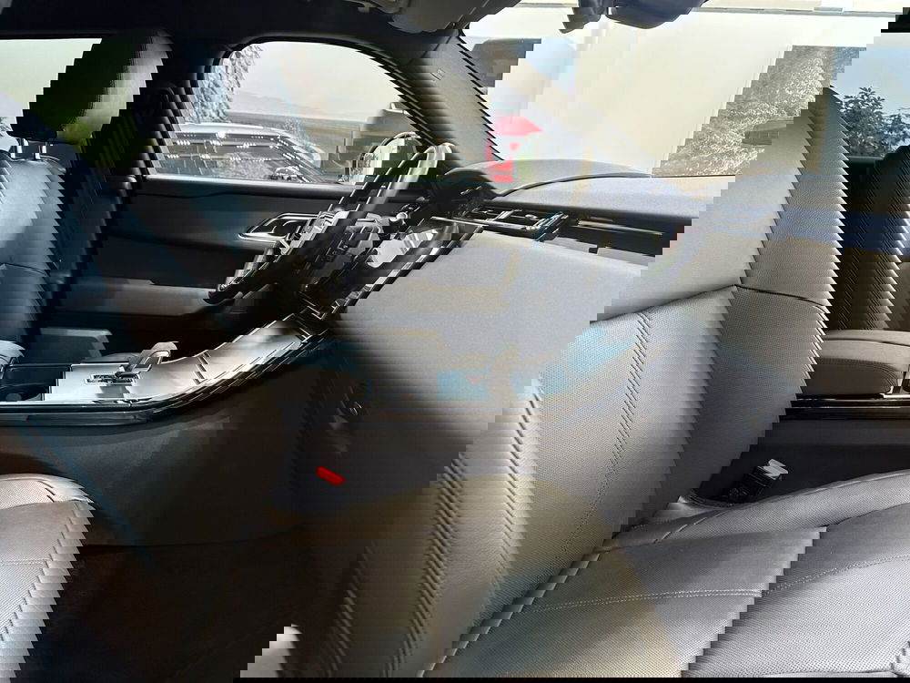 Land Rover Range Rover Velar usata a Forlì-Cesena (3)