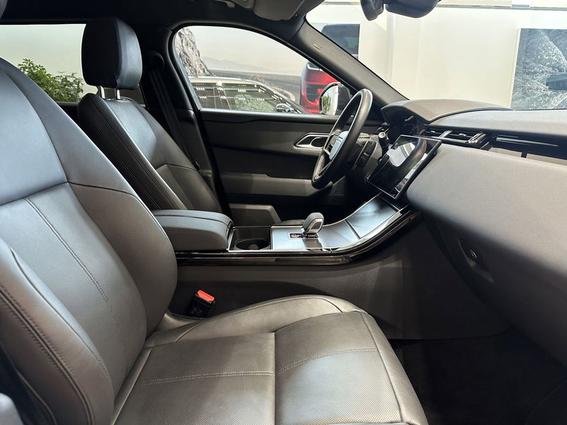 Land Rover Range Rover Velar usata a Forlì-Cesena (3)