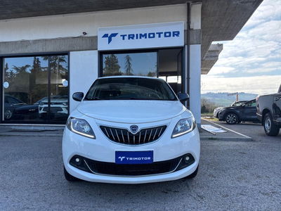 Lancia Ypsilon 1.0 FireFly 5 porte S&amp;S Hybrid Ecochic A. Ferretti del 2024 usata a Teramo