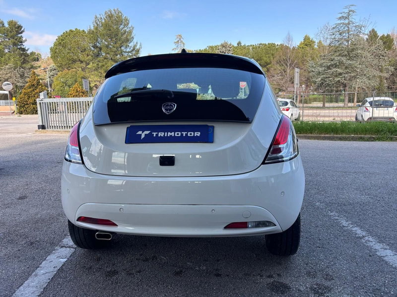 Lancia Ypsilon usata a Teramo (4)