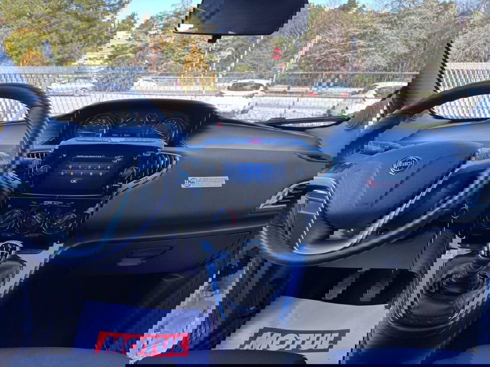 Lancia Ypsilon usata a Teramo (7)