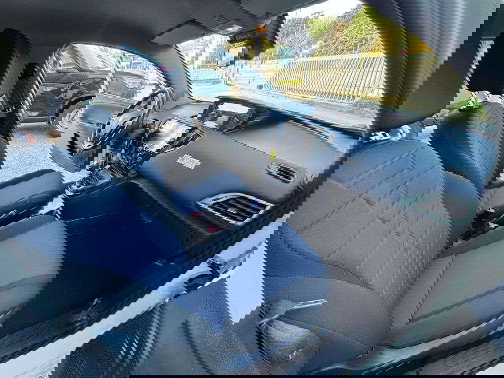 Lancia Ypsilon usata a Teramo (9)