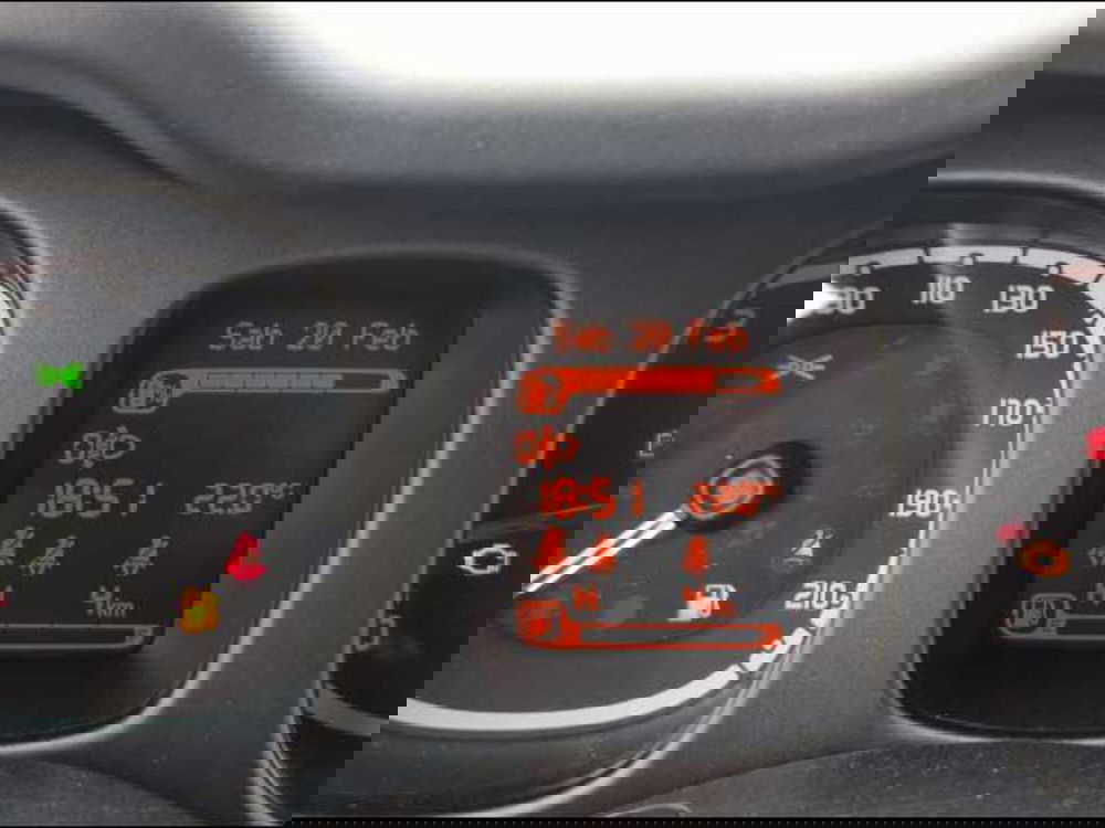 Fiat Panda Cross nuova a Roma (12)