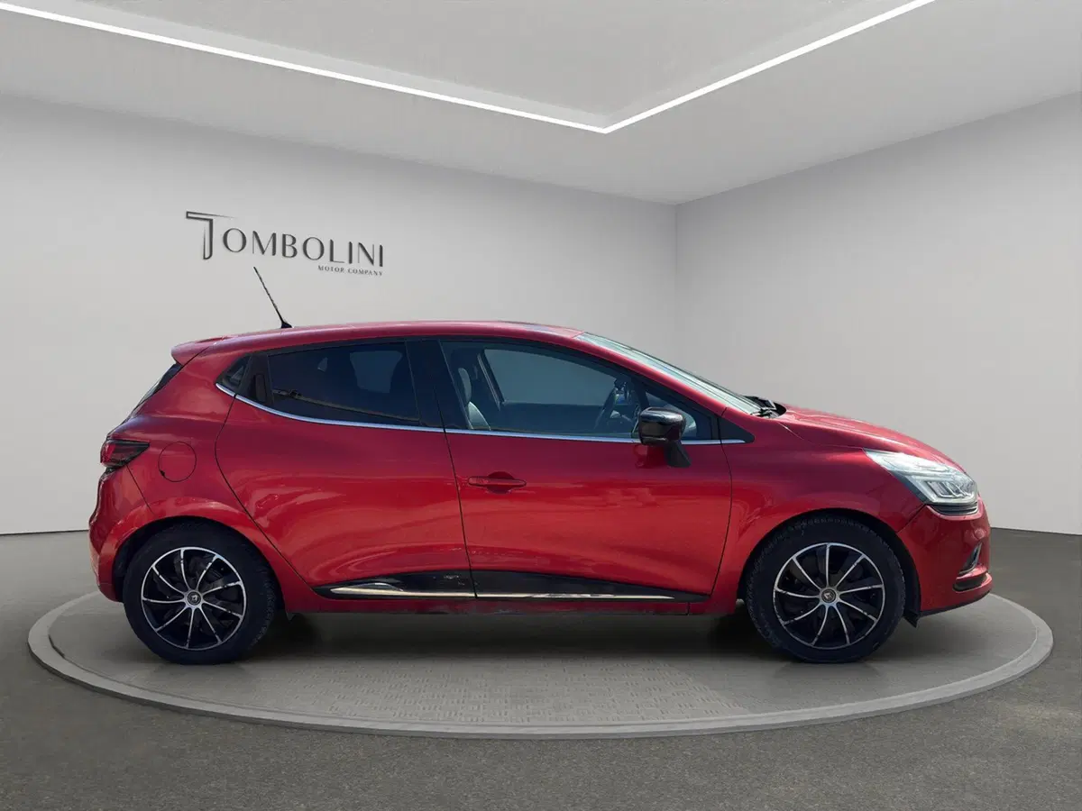 Renault Clio usata a Macerata (6)