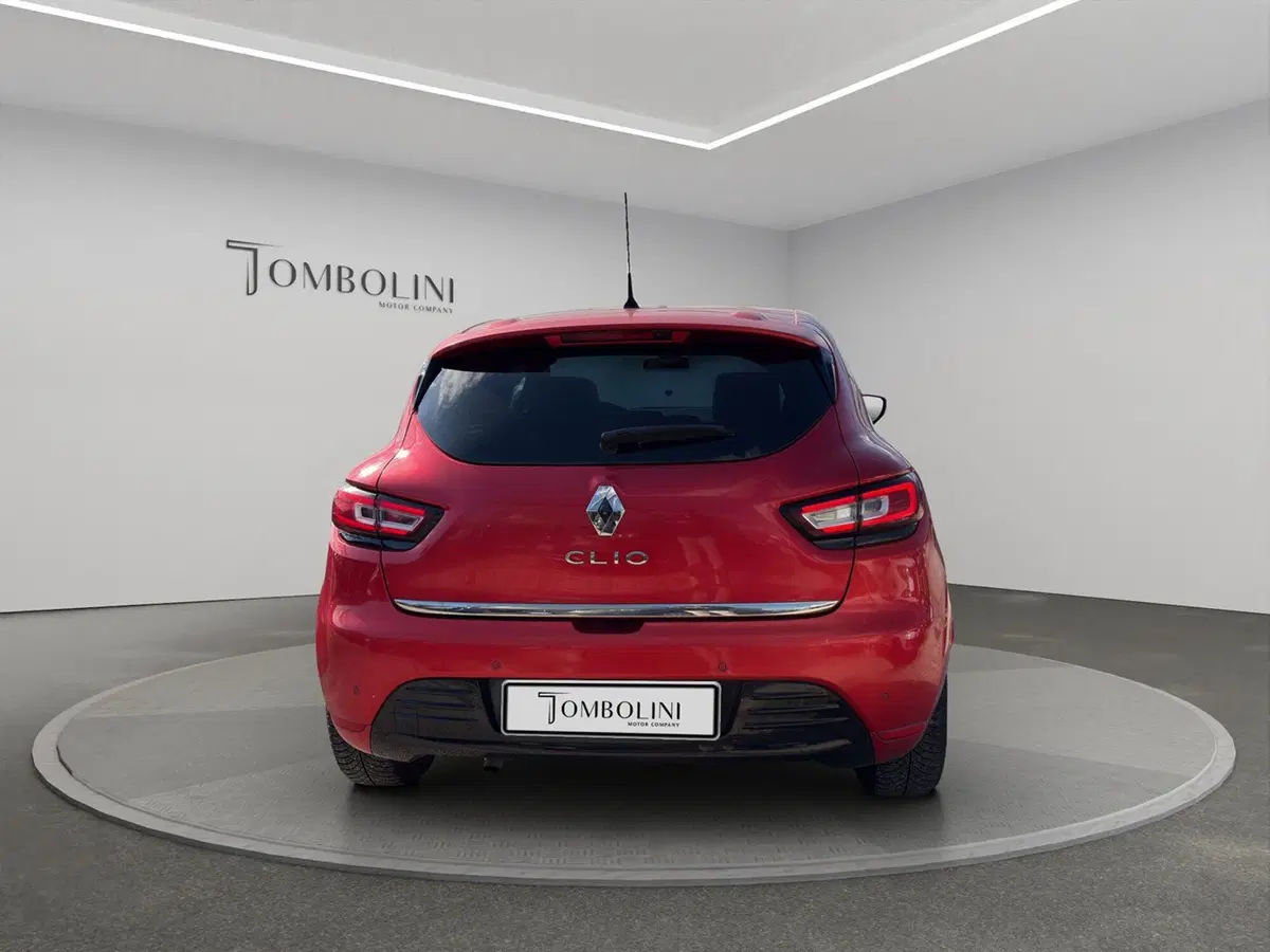 Renault Clio usata a Macerata (8)