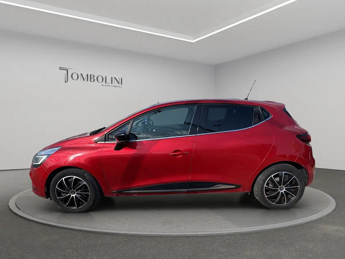 Renault Clio usata a Macerata (9)