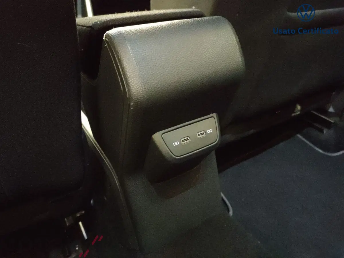 Volkswagen Taigo usata a Varese (12)