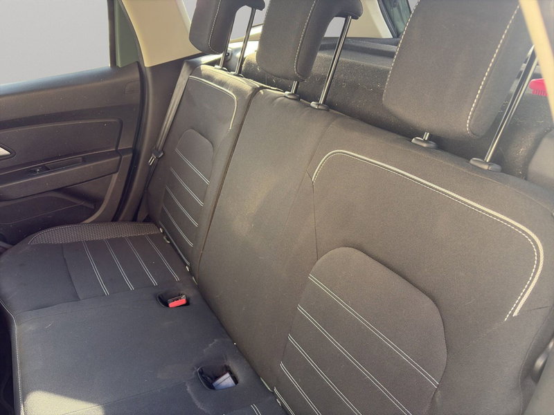 Dacia Duster usata a Macerata (11)