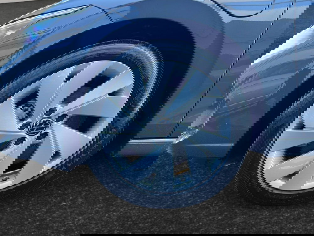 Volkswagen Golf nuova a Siena (9)