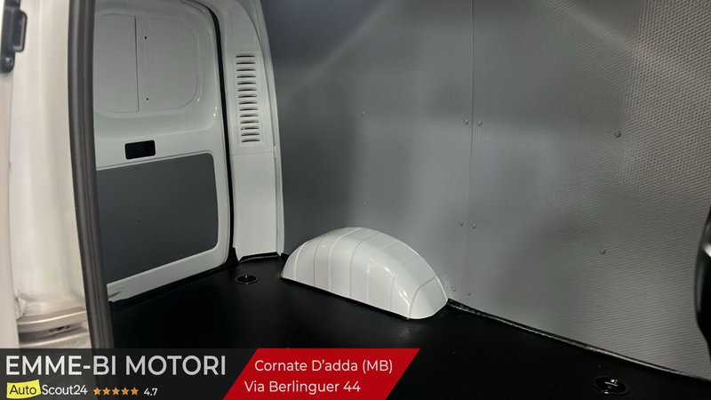 Maxus eDeliver3 nuova a Monza e Brianza (5)