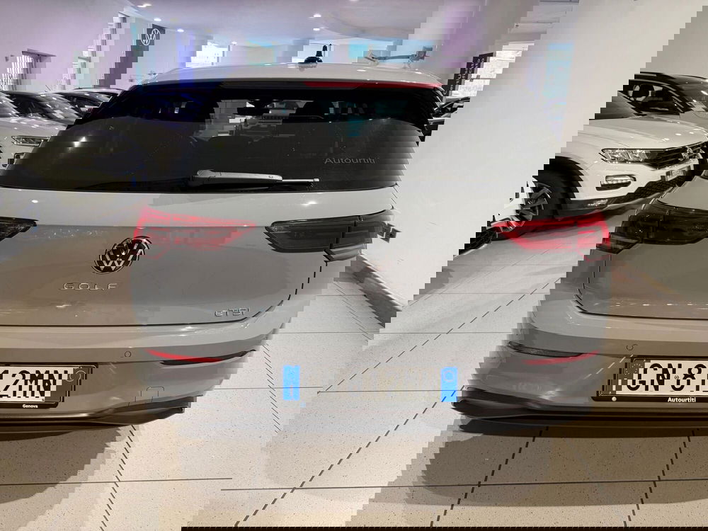 Volkswagen Golf usata a Genova (4)