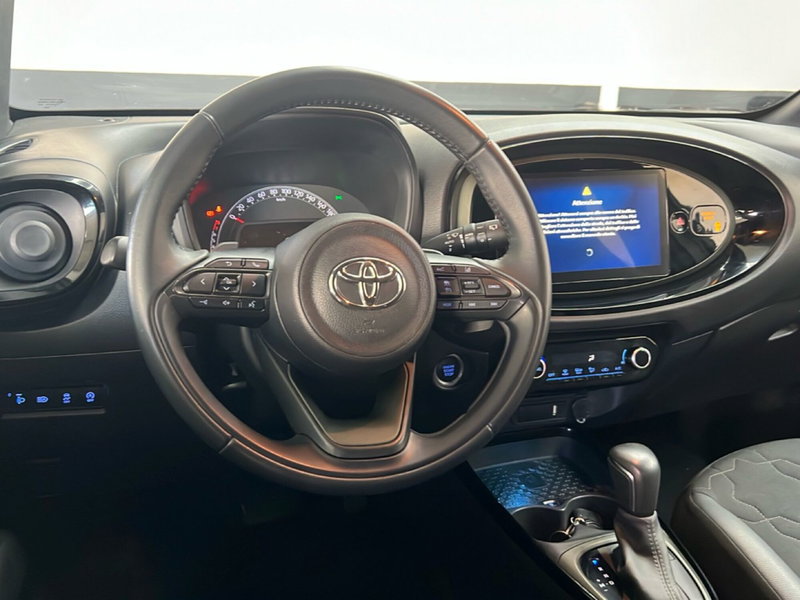 Toyota Aygo X usata a Roma (12)