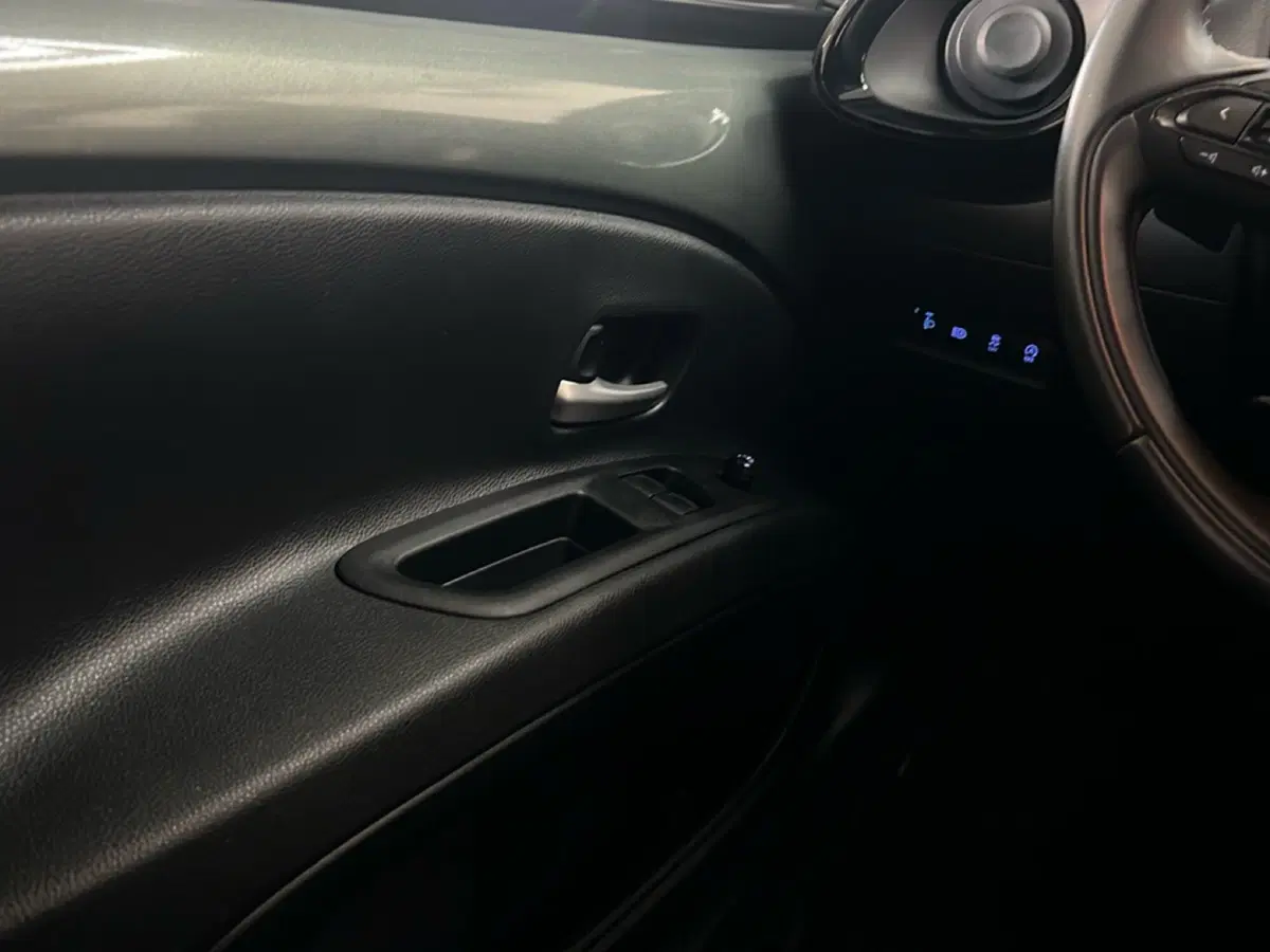 Toyota Aygo X usata a Roma (13)