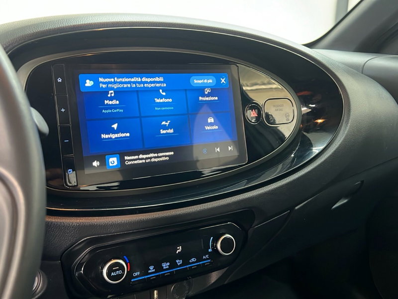 Toyota Aygo X usata a Roma (18)