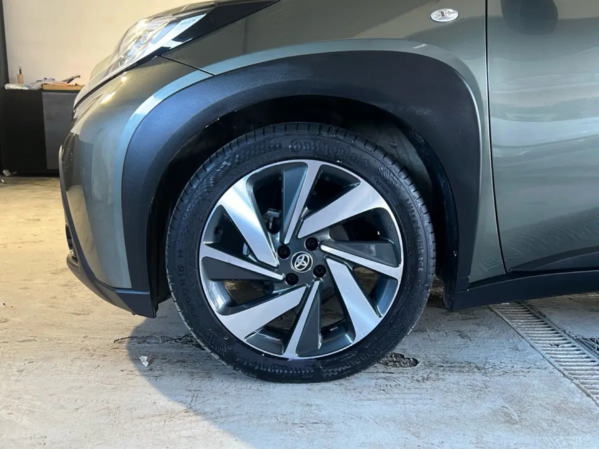 Toyota Aygo X usata a Roma (9)