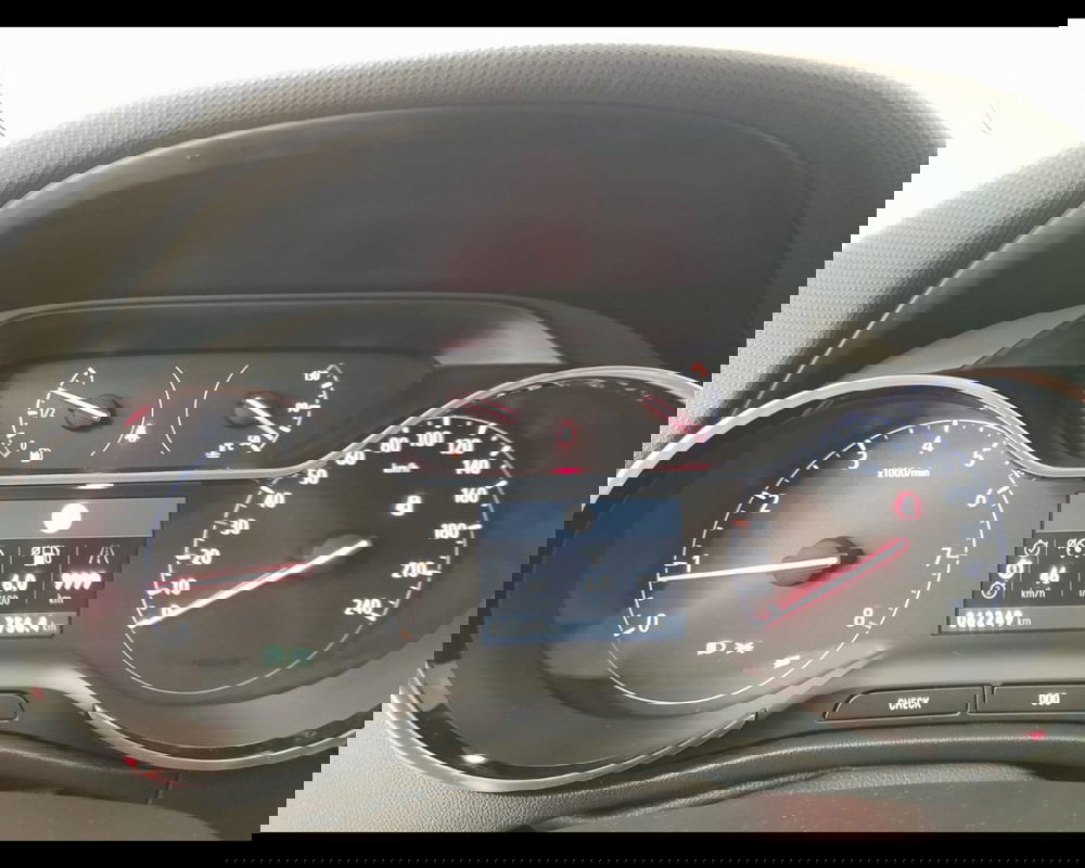 Opel Crossland usata a Alessandria (10)