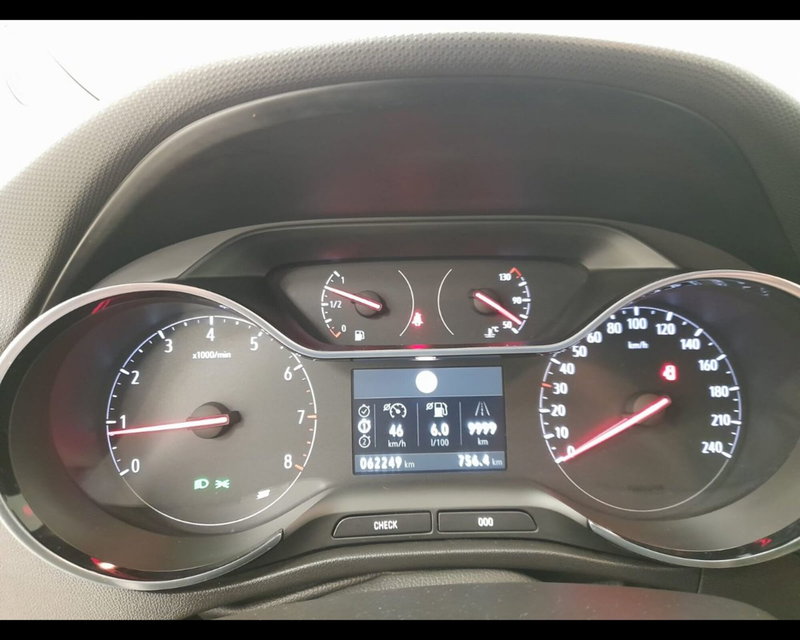 Opel Crossland usata a Alessandria (10)