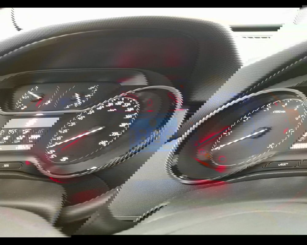 Opel Crossland usata a Alessandria (11)