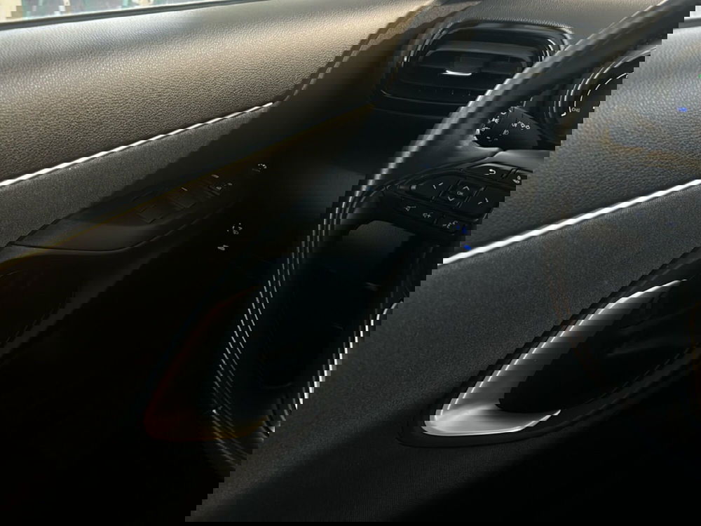 Toyota Yaris Cross usata a Roma (12)