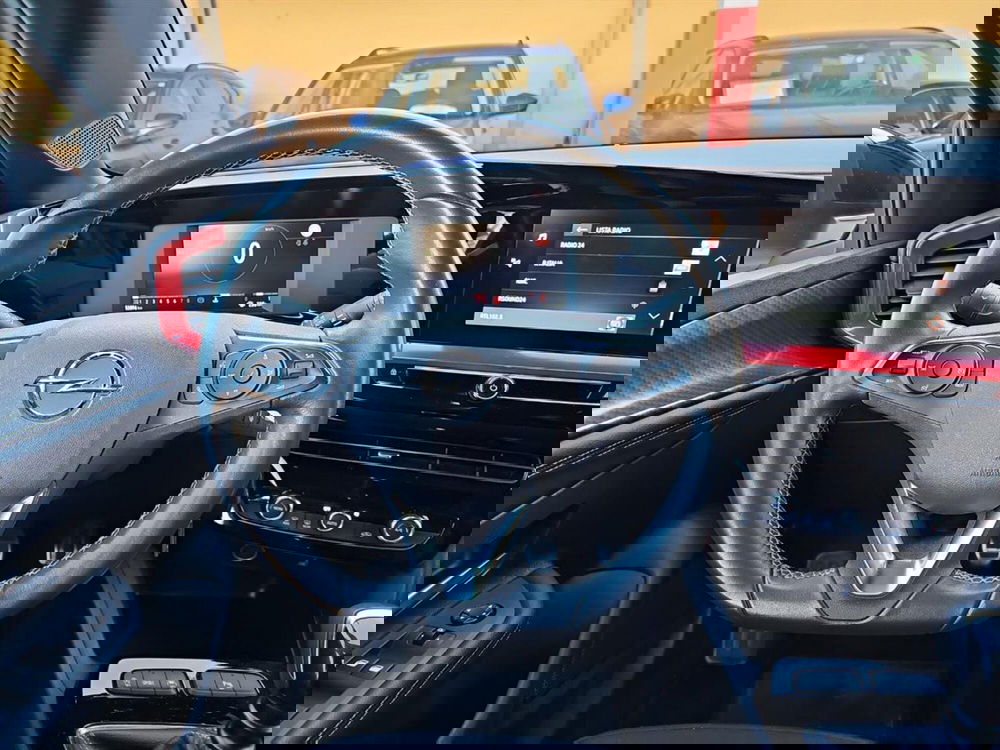 Opel Mokka usata a Lecco (9)