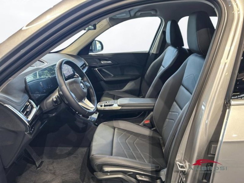 BMW iX1 nuova a Perugia (10)