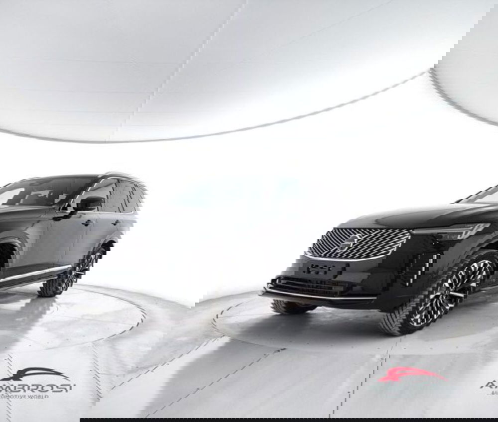 Volvo XC90 nuova a Perugia