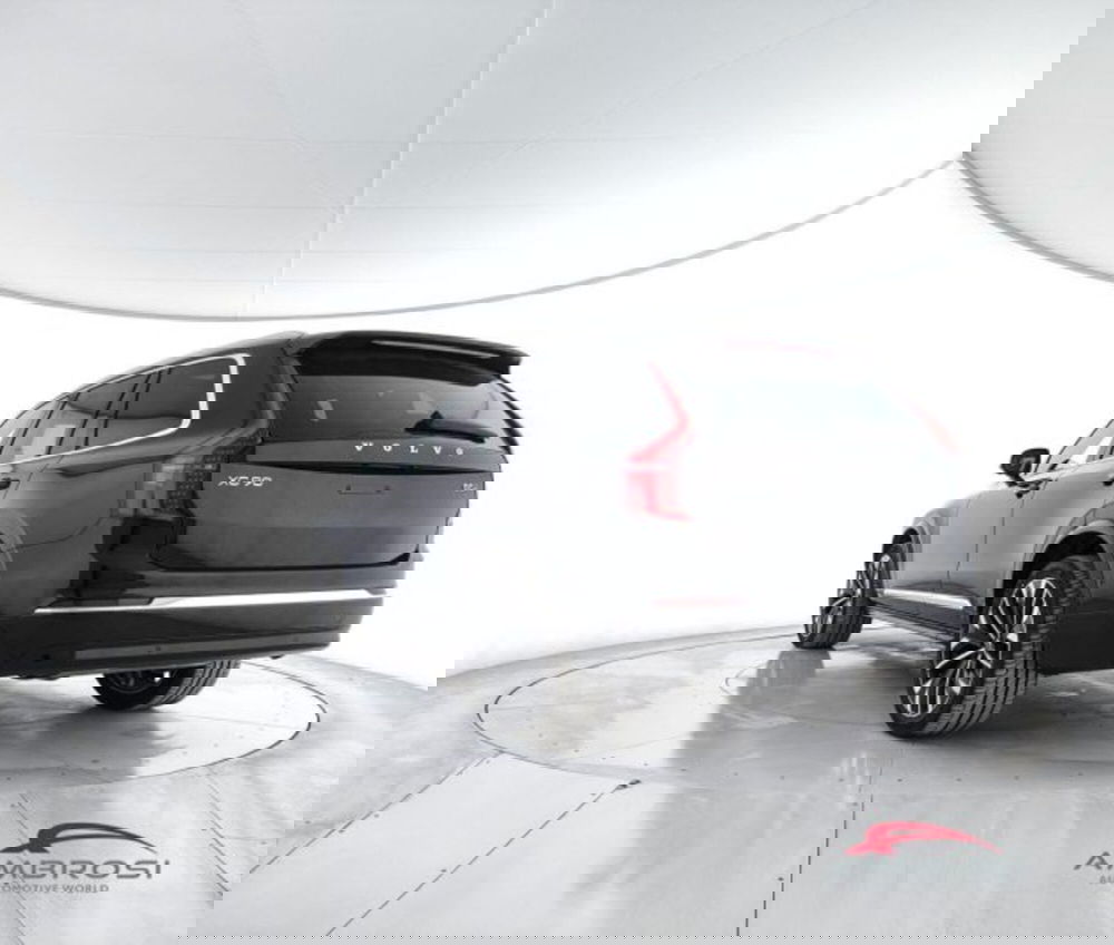 Volvo XC90 nuova a Perugia (4)