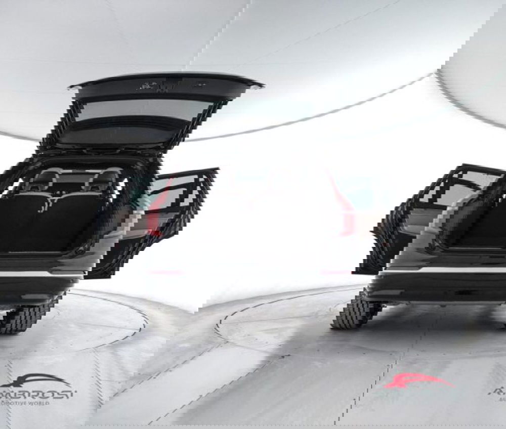 Volvo XC90 nuova a Perugia (7)