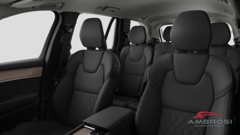 Volvo XC90 nuova a Perugia (12)