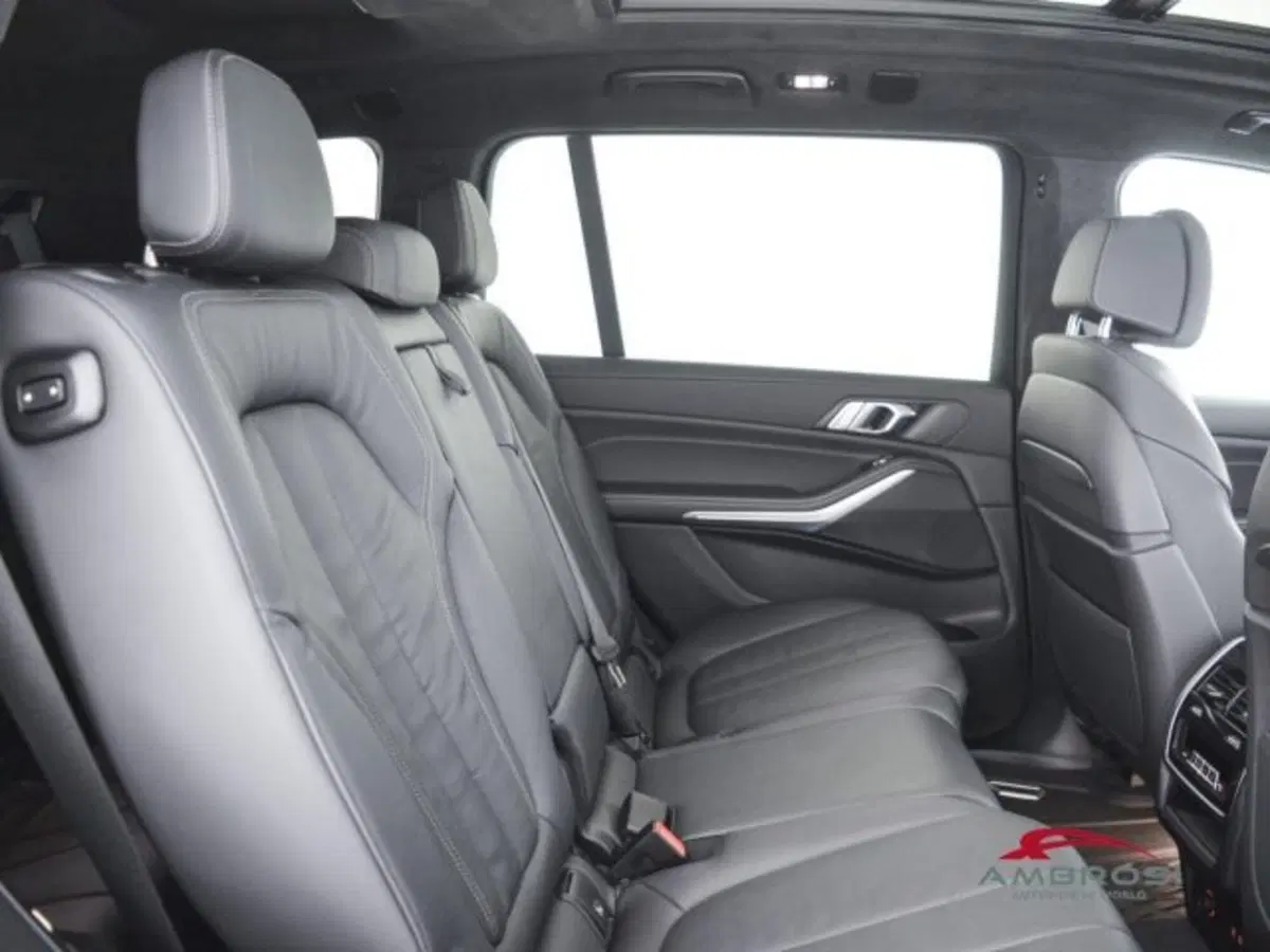 BMW X7 usata a Perugia (11)