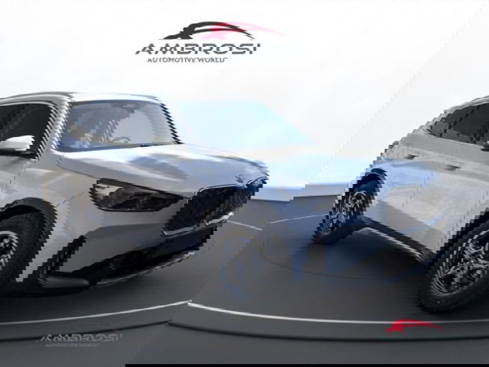 BMW iX1 nuova a Perugia (2)