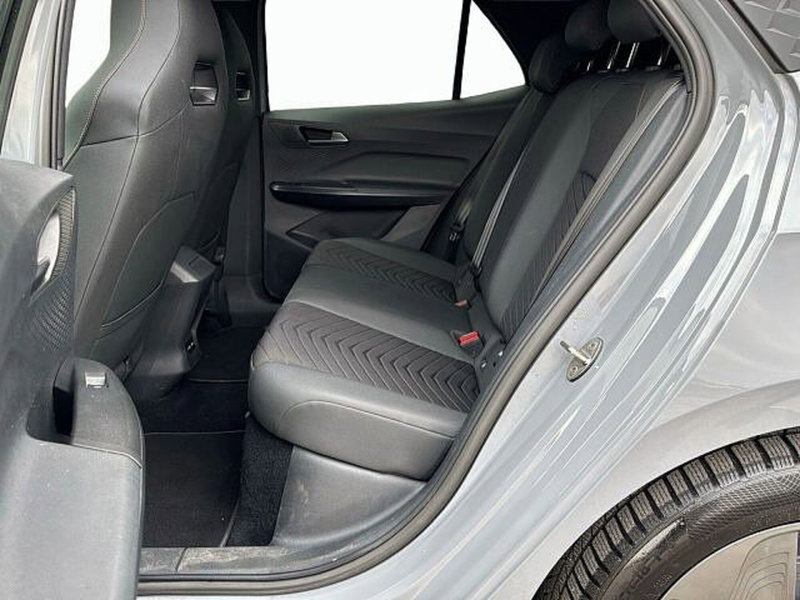 Cupra Born usata a Vicenza (10)